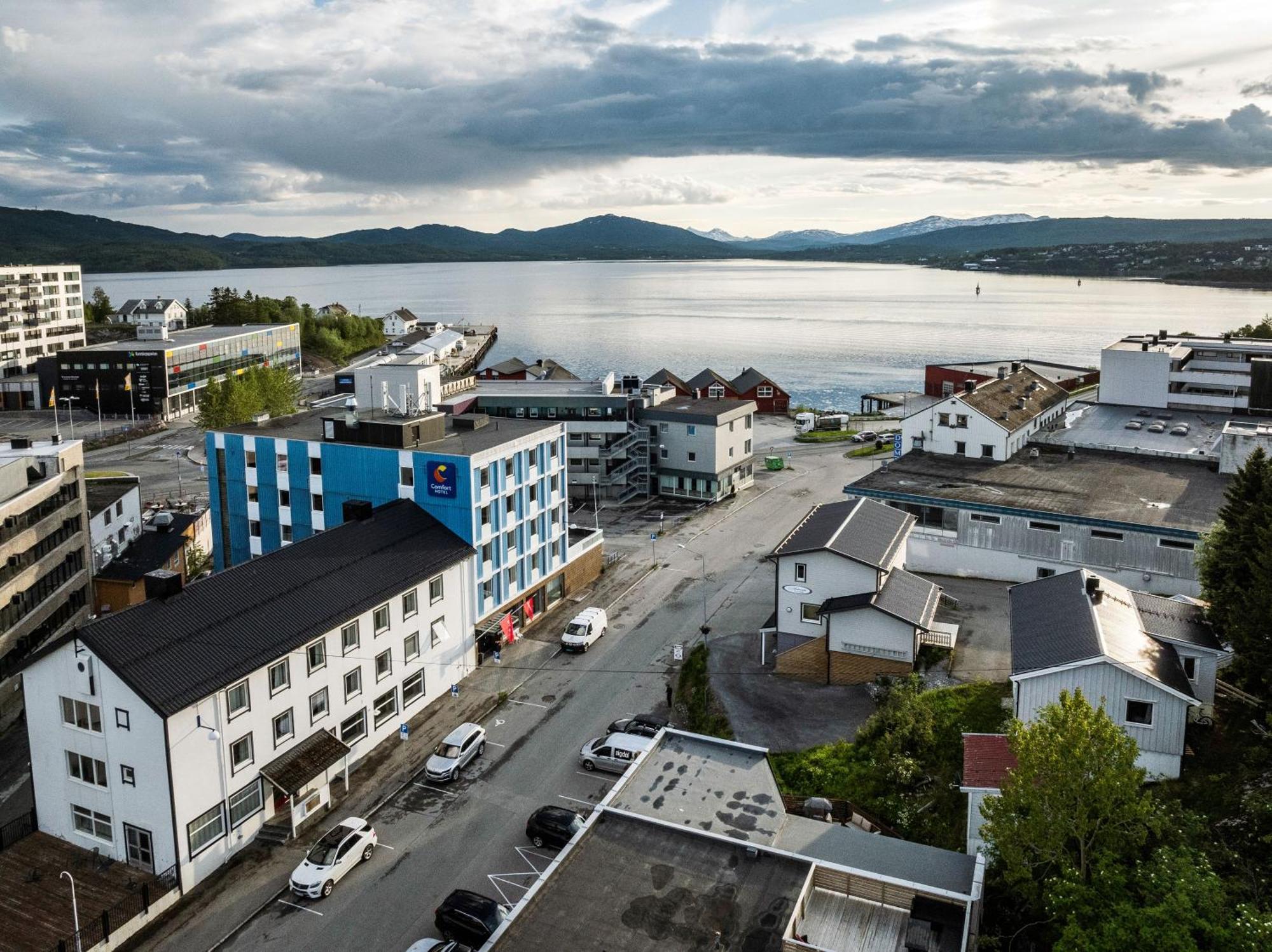 Comfort Hotel Finnsnes Exterior photo